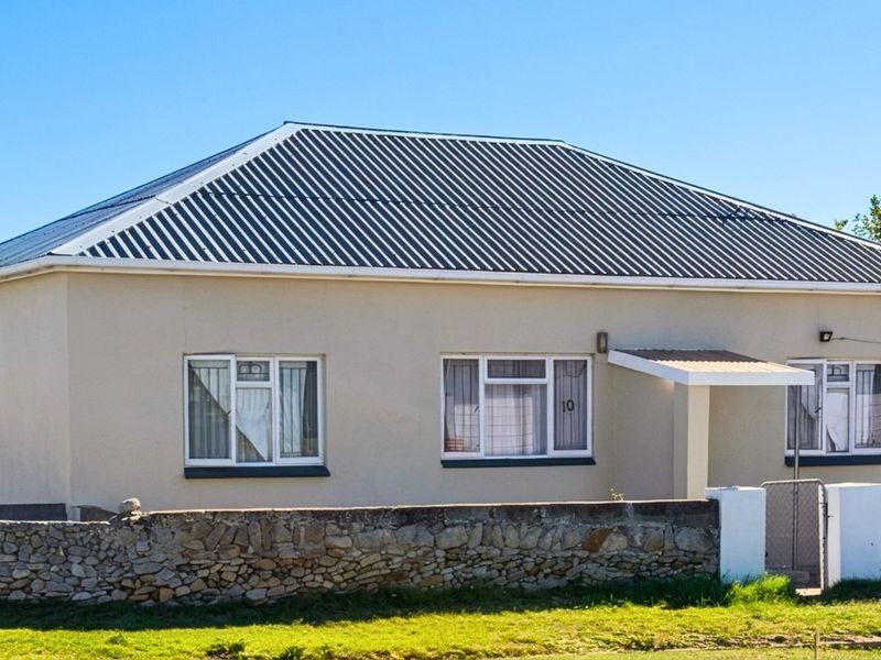 House For Sale in Gansbaai Central - Photo 1