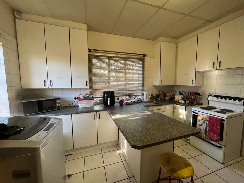 House For Sale in Herlear - Photo 8