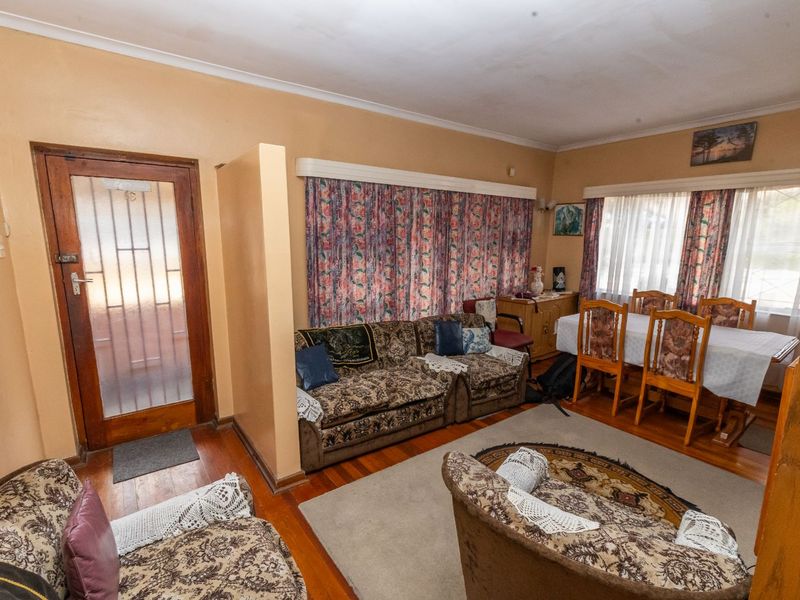 House For Sale in Malabar - Photo 6