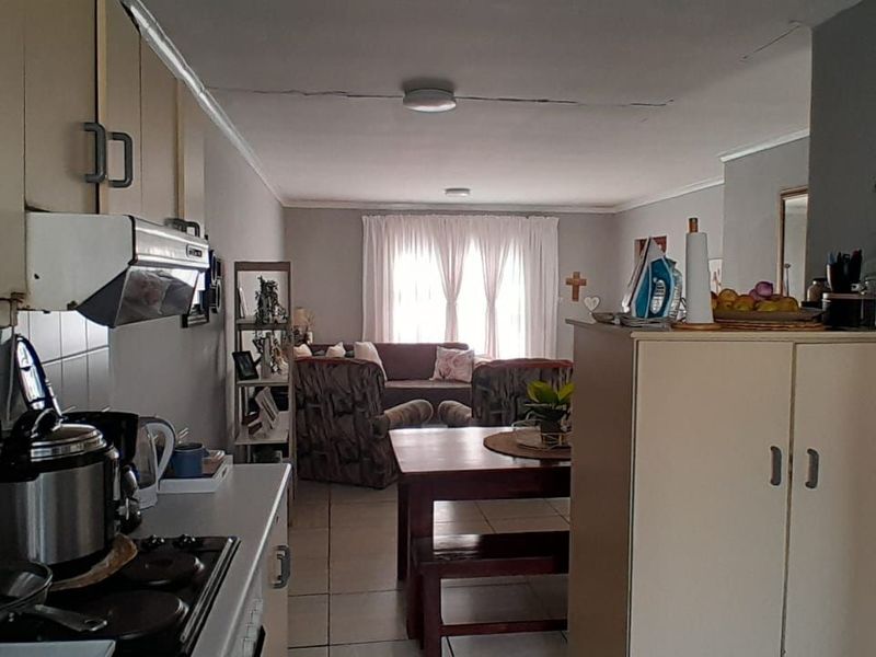 House For Sale in Levallia - Photo 10