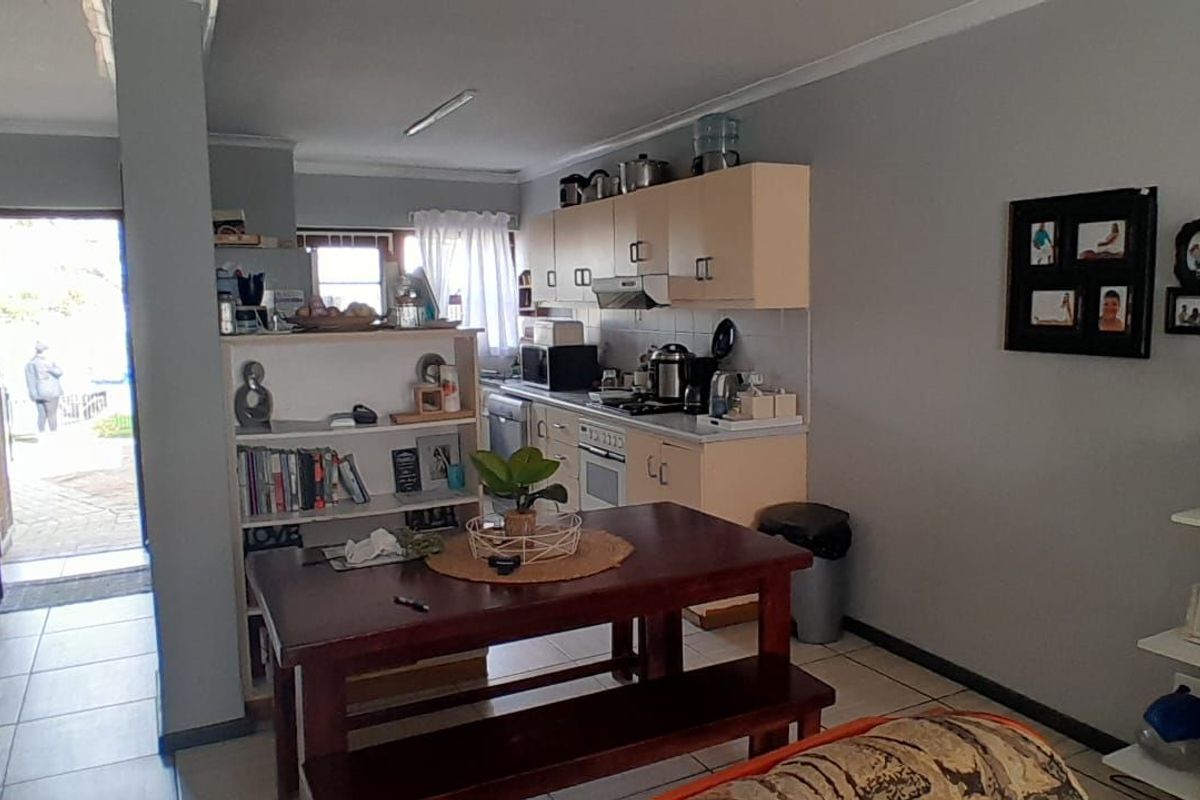 House For Sale in Levallia - Photo 5