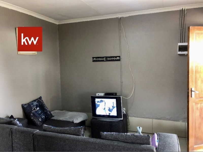 House For Sale in Klipfontein - Photo 8
