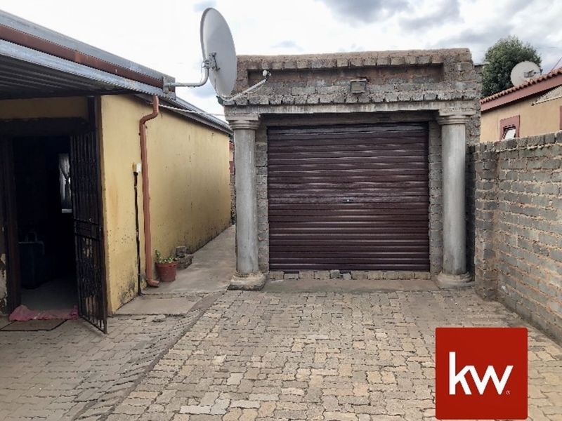 House For Sale in Klipfontein - Photo 10