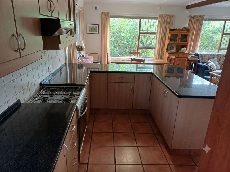 House For Sale in The Island - Photo 5