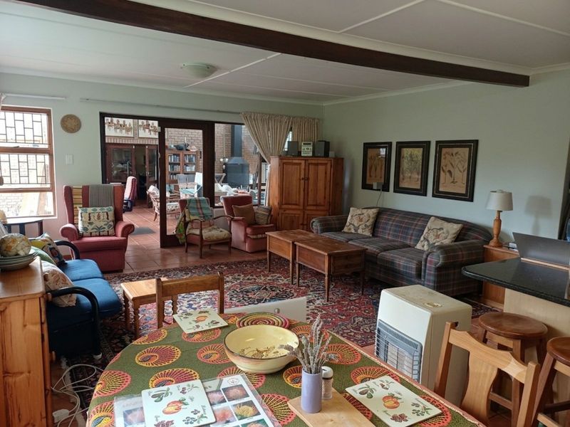 House For Sale in The Island - Photo 9