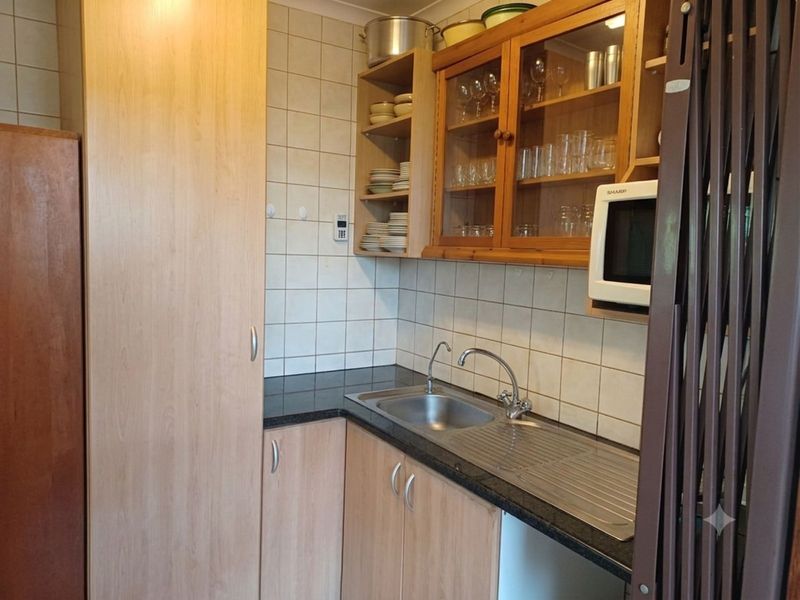 House For Sale in The Island - Photo 7