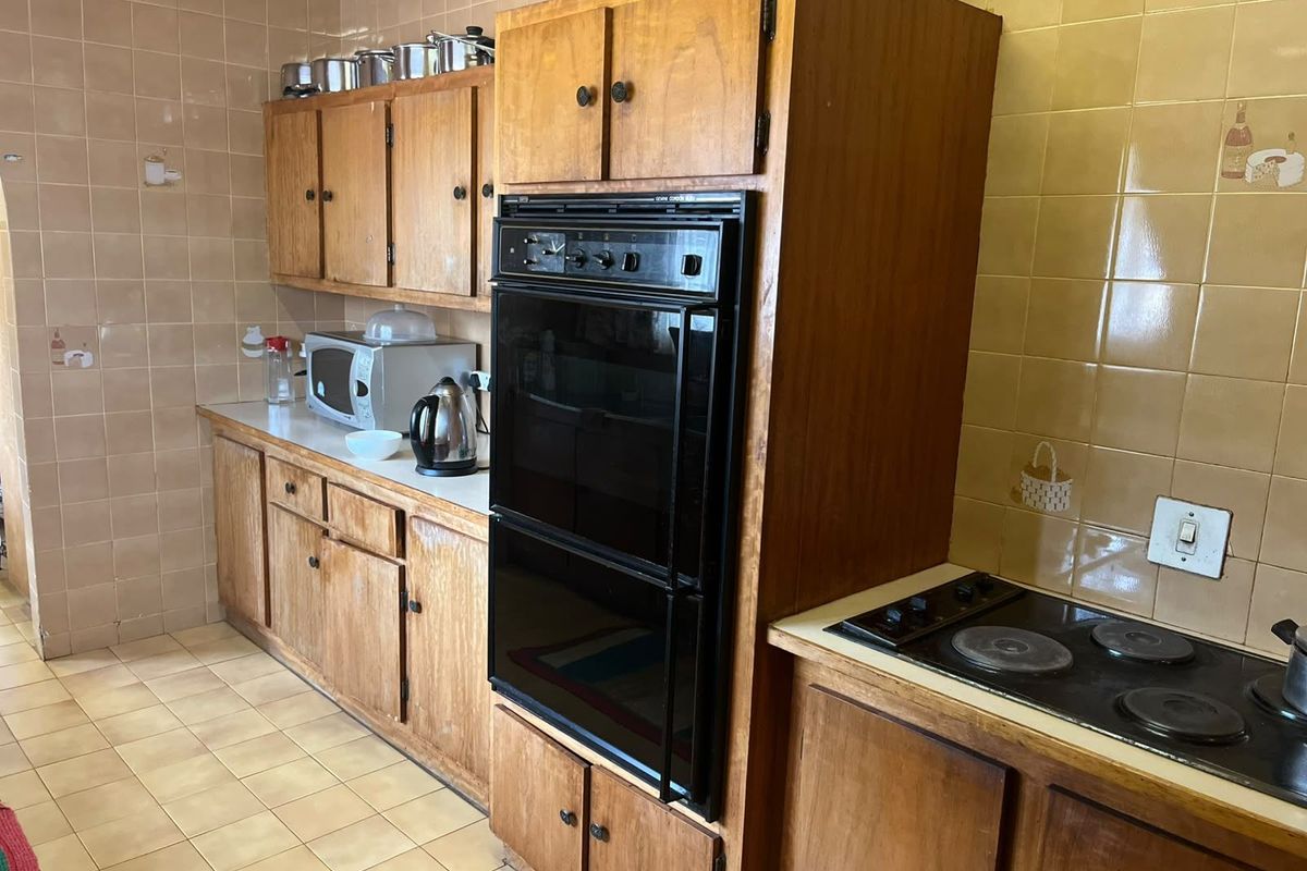 House For Sale in Flora Park - Photo 5