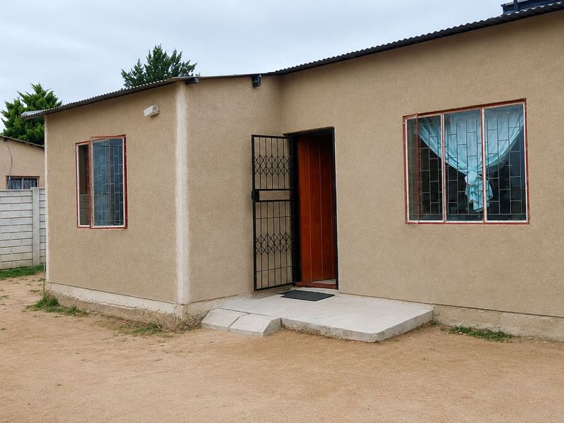 House For Sale in Polokwane Ext 76 - Photo 2