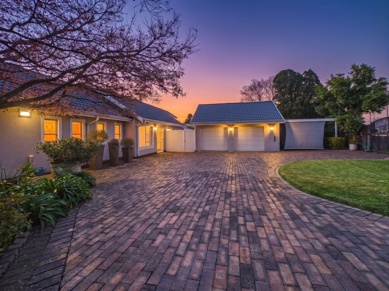 House For Sale in Discovery - Photo 1