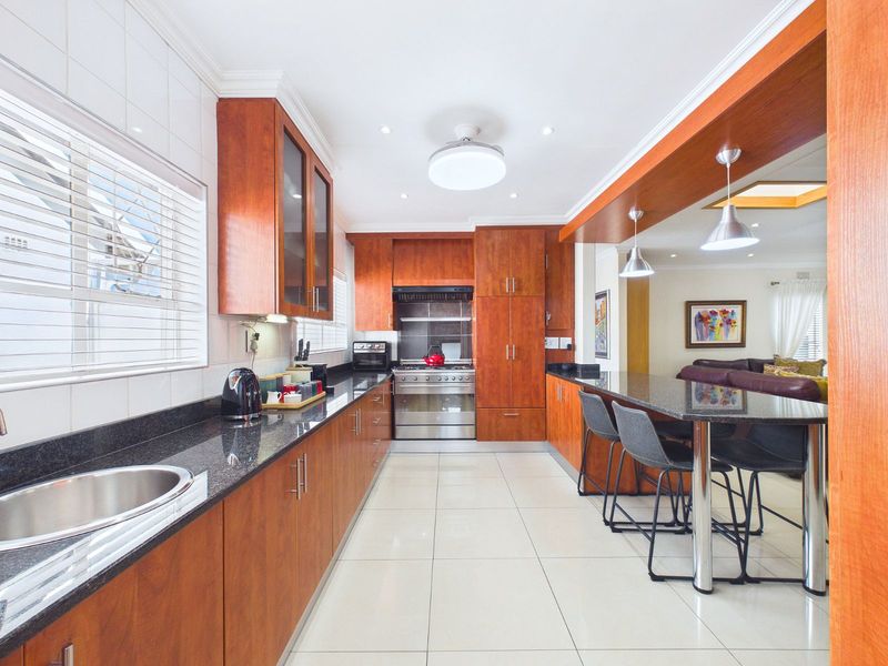 House For Sale in Discovery - Photo 6