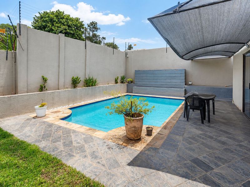 House For Sale in Blairgowrie - Photo 6