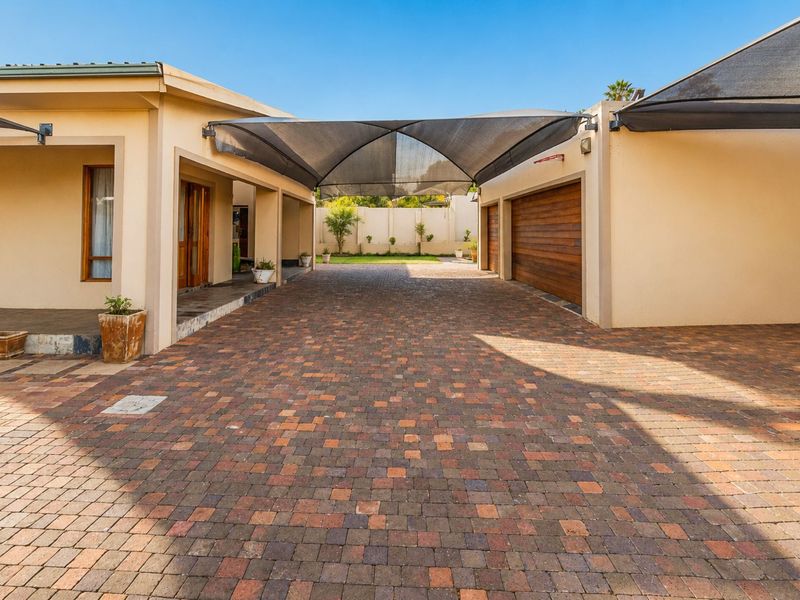 House For Sale in Blairgowrie - Photo 4