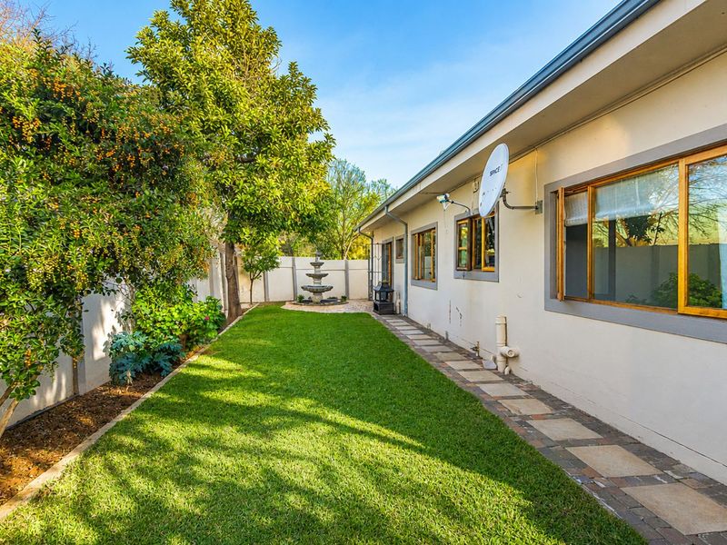 House For Sale in Blairgowrie - Photo 1