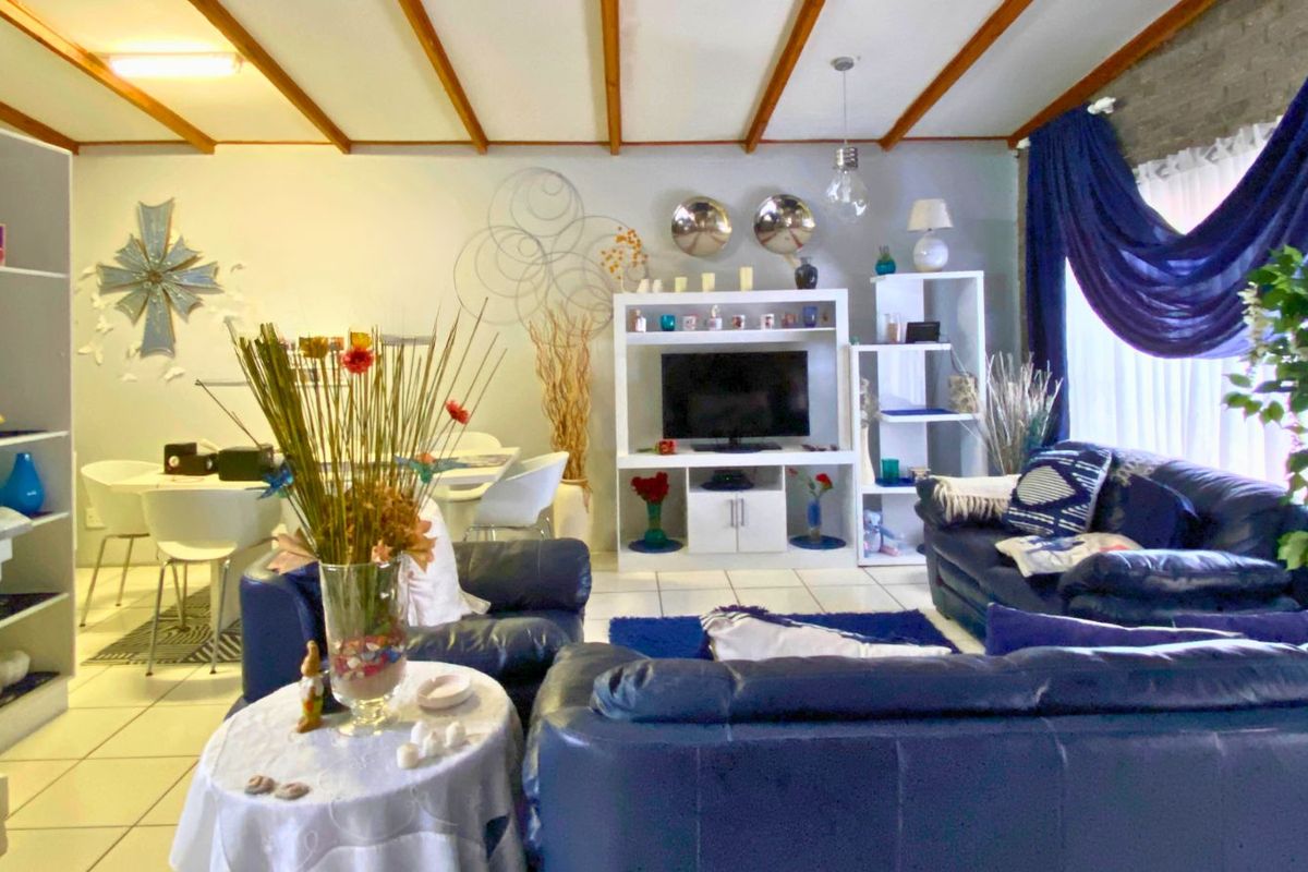 House For Sale in Kleinbaai - Photo 4