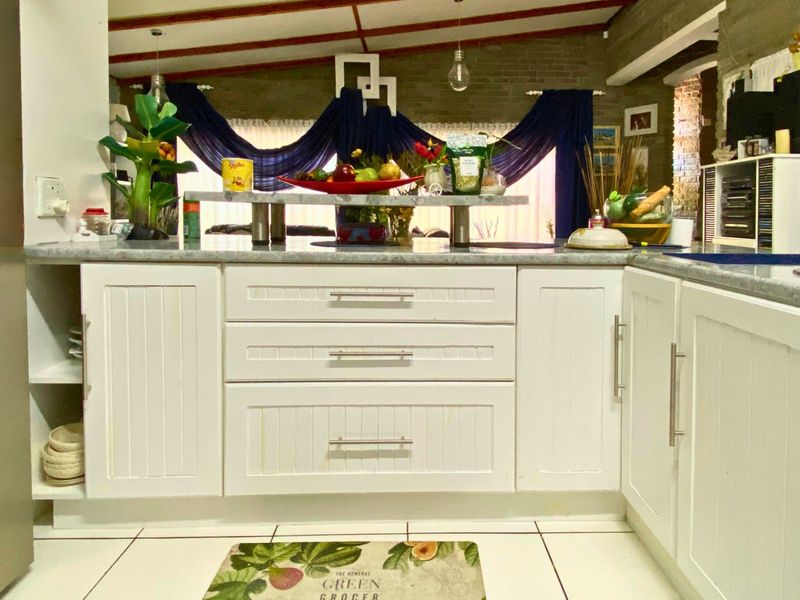 House For Sale in Kleinbaai - Photo 9