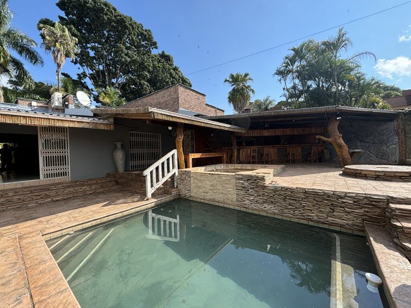 House For Sale in Aquapark - Photo 2