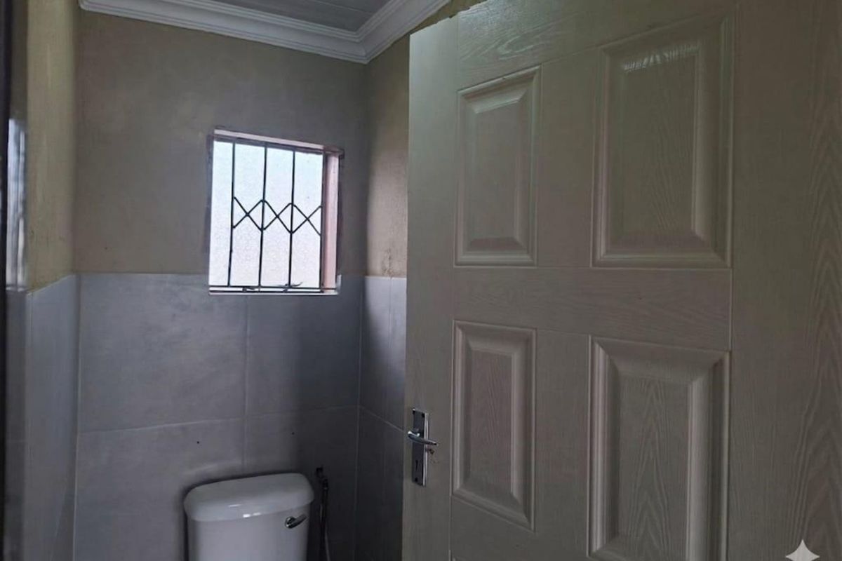 House For Sale in Seshego 9L - Photo 5