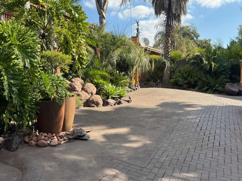 House For Sale in Die Heuwel - Photo 3
