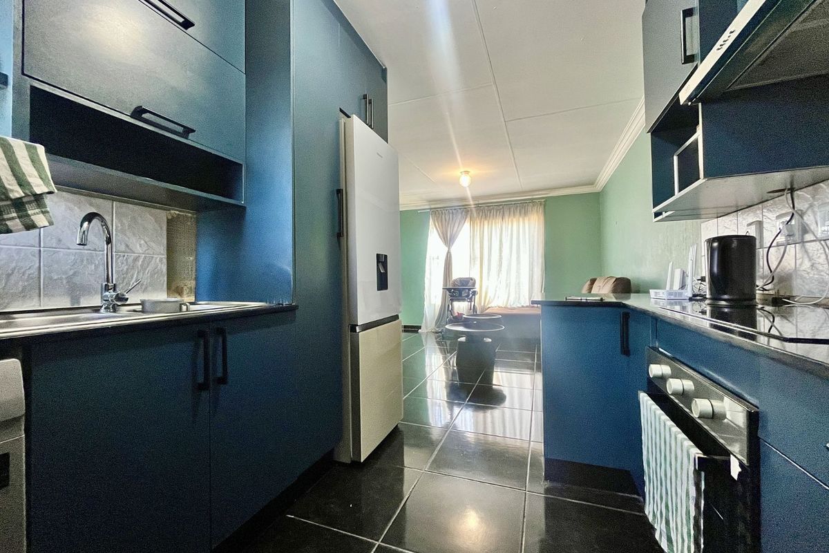Apartment To Rent in Heuwelsig Estate - Photo 3