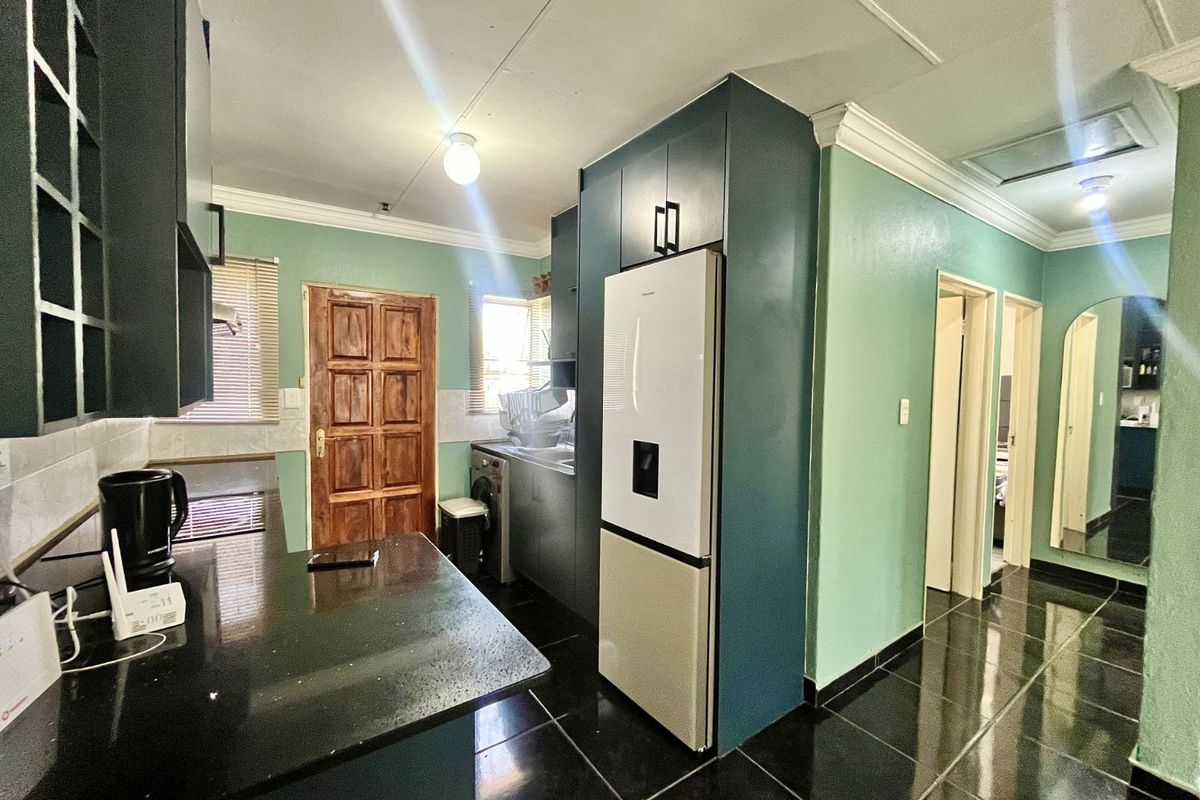 Apartment To Rent in Heuwelsig Estate - Photo 5