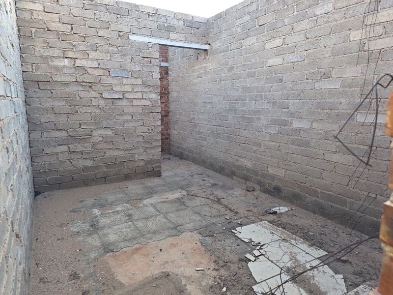 Cluster For Sale in Soshanguve East - Photo 9