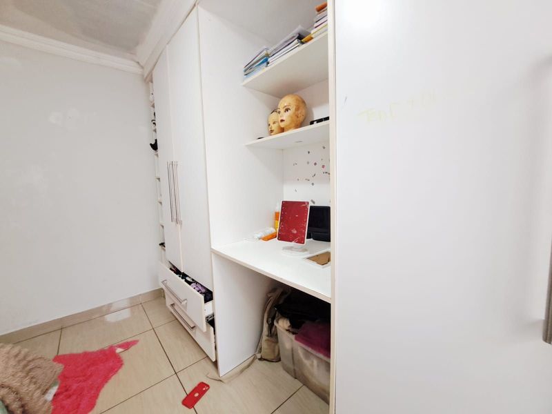 House For Sale in Nellmapius - Photo 10