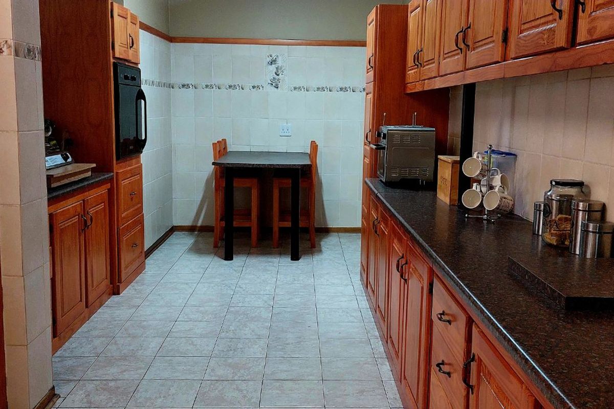 House For Sale in Eduan Park - Photo 3