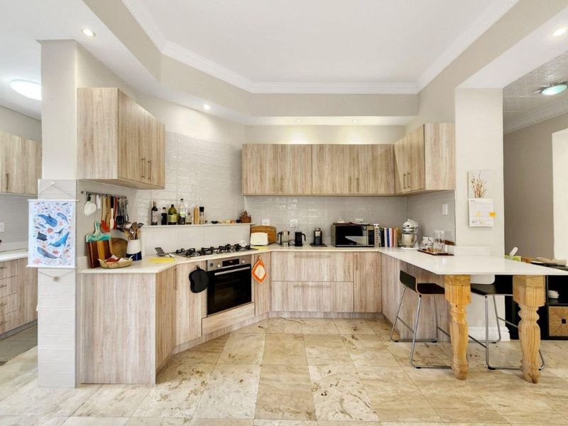 House For Sale in Rondebosch - Photo 8