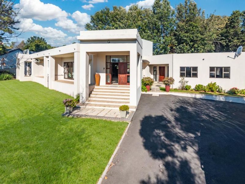House For Sale in Bryanston - Photo 1