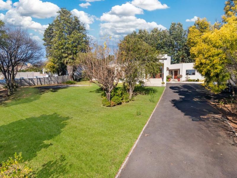 House For Sale in Bryanston - Photo 3