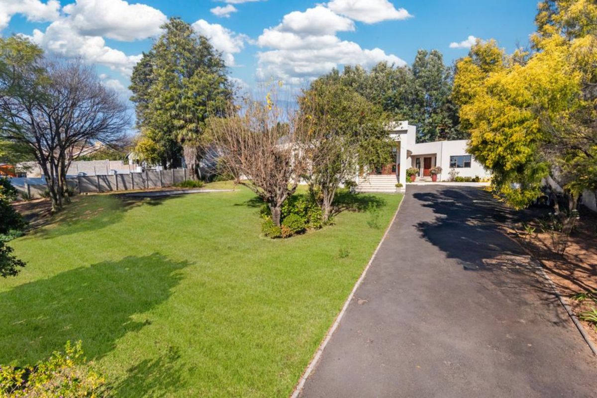 House For Sale in Bryanston - Photo 3