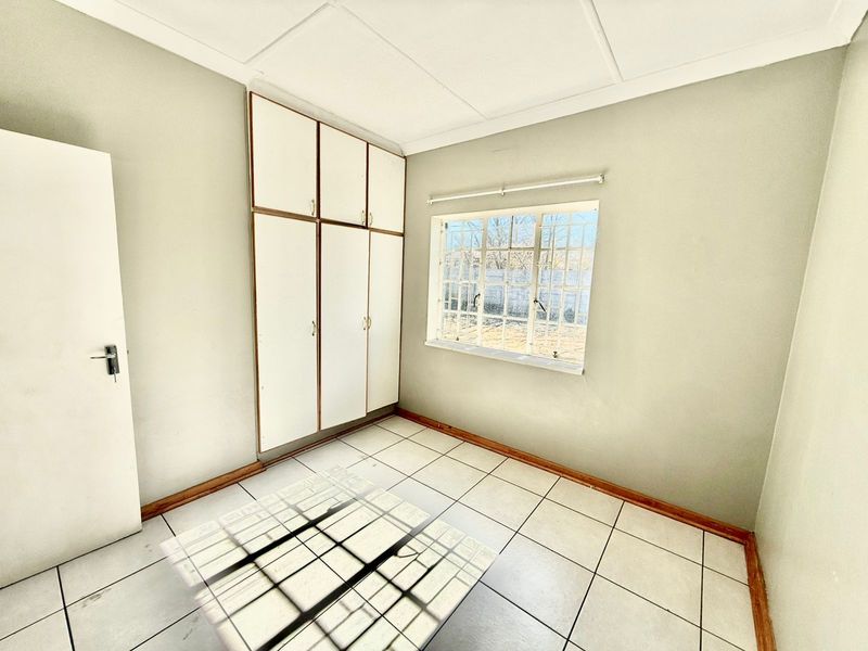 House To Rent in Evander - Photo 3