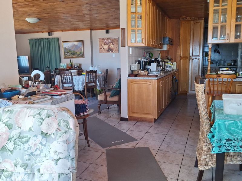 House For Sale in Dana Bay - Photo 6