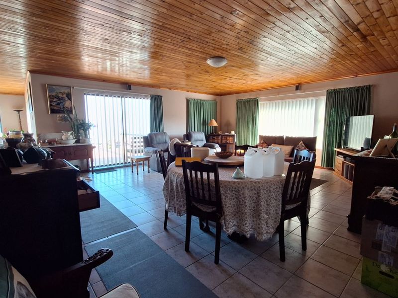 House For Sale in Dana Bay - Photo 4