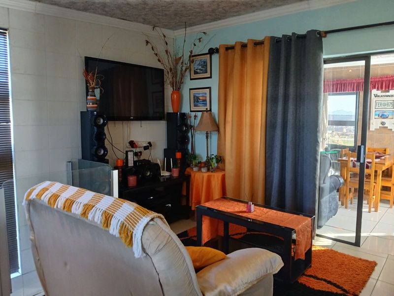 House For Sale in Mossel Bay Ext 13 - Photo 3