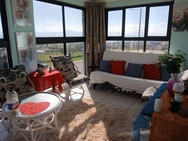 House For Sale in Mossel Bay Ext 13 - Photo 5