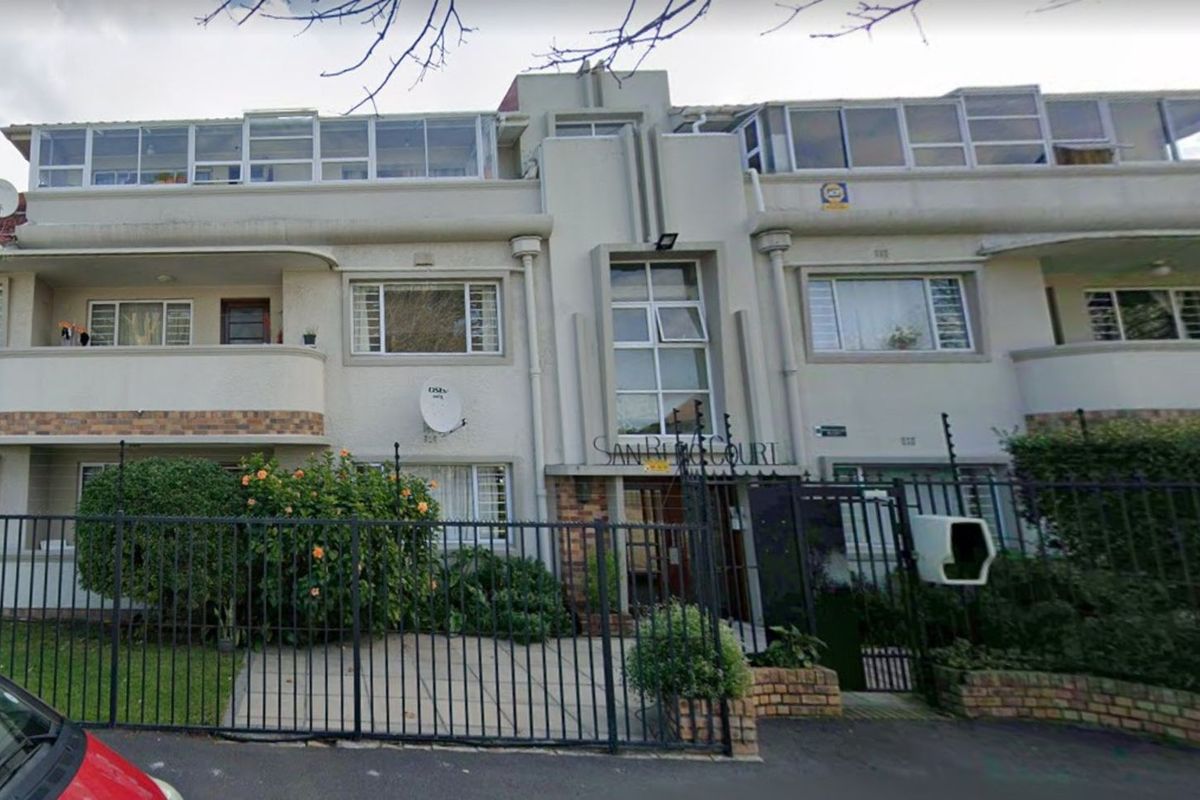 Apartment For Sale in Rondebosch - Photo 2