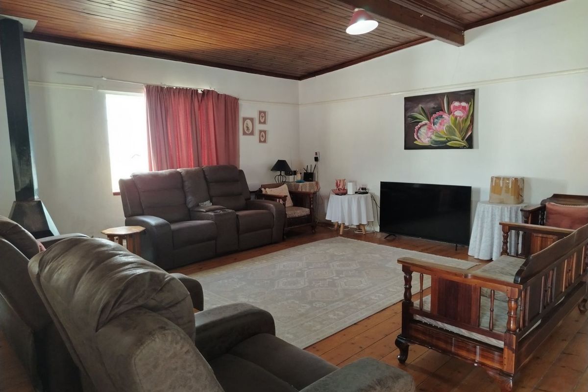 House For Sale in Murraysburg Central - Photo 4