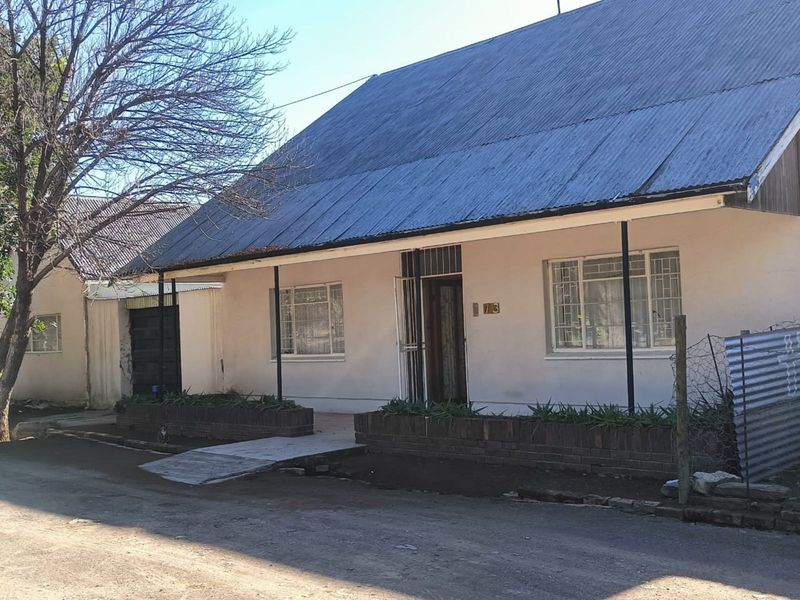 House For Sale in Murraysburg Central - Photo 2