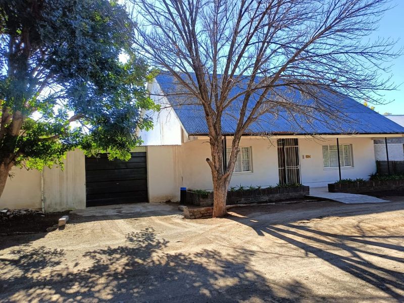 House For Sale in Murraysburg Central - Photo 1