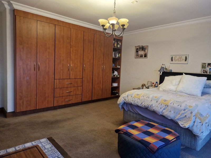 House For Sale in Hoeveld Park - Photo 3