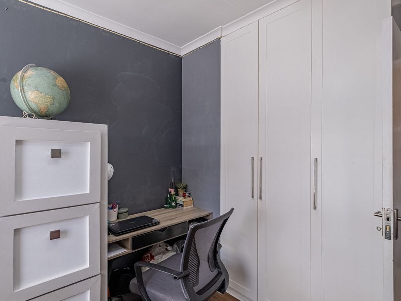House For Sale in Humewood - Photo 10