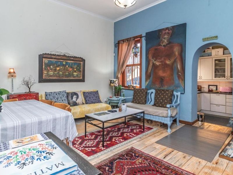House For Sale in Observatory - Photo 2