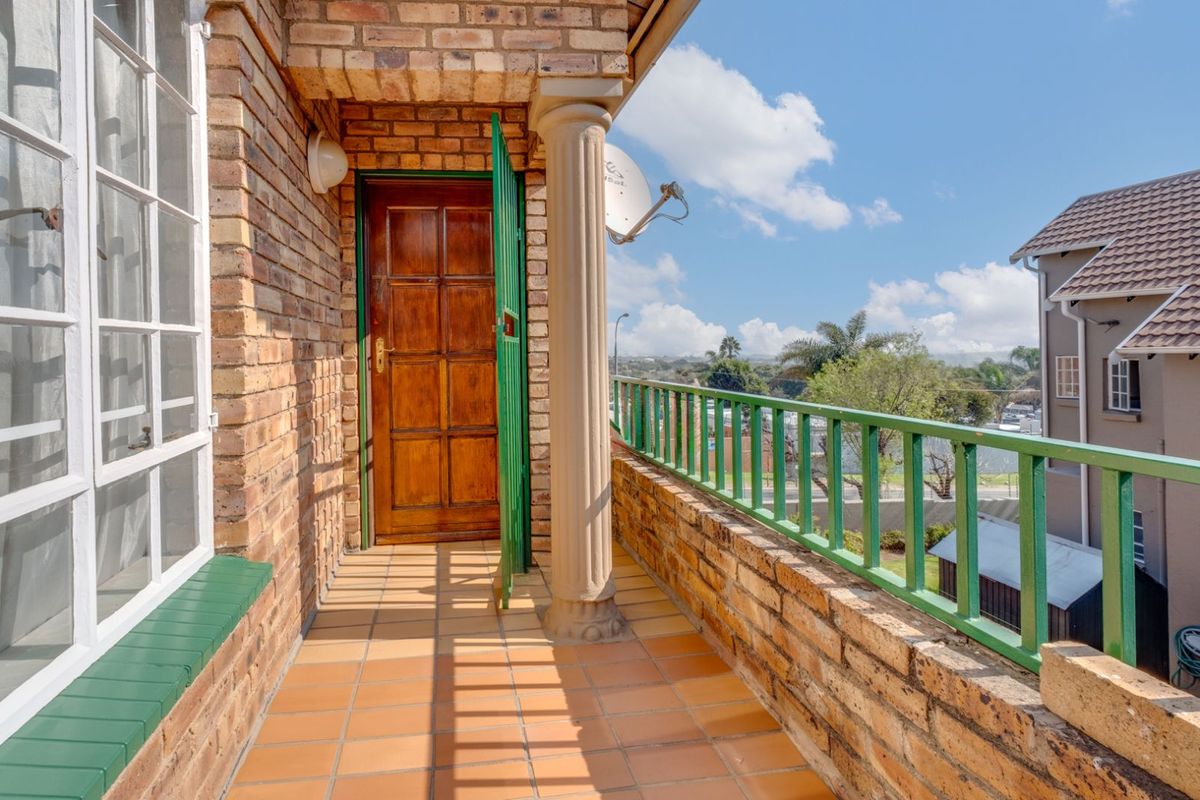 Apartment For Sale in Radiokop - Photo 2