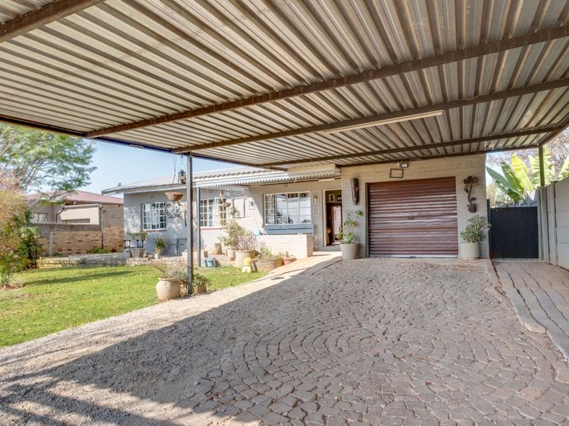 House For Sale in Krugersdorp West - Photo 5