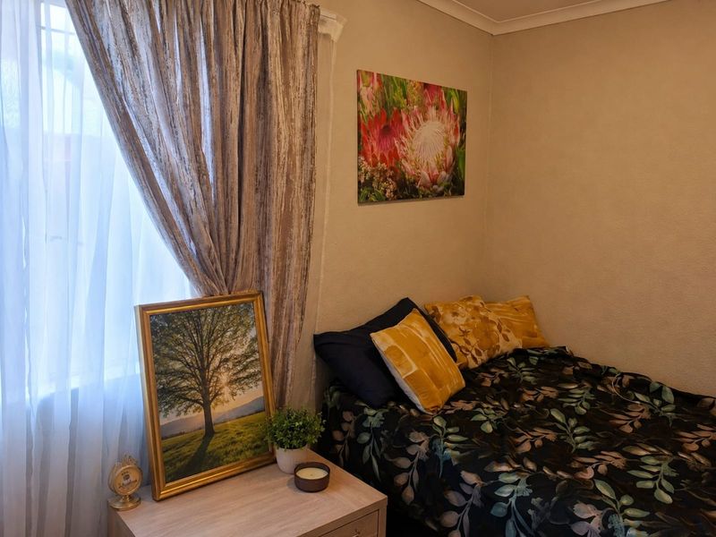 Townhouse For Sale in Bendor - Photo 8