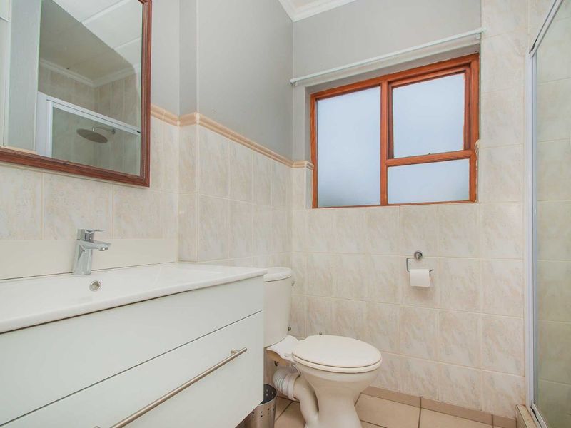 House For Sale in Northcliff - Photo 9