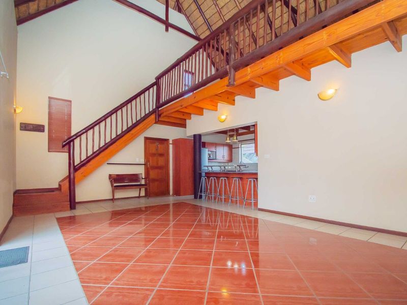 House For Sale in Northcliff - Photo 6