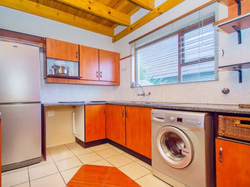 House For Sale in Northcliff - Photo 3