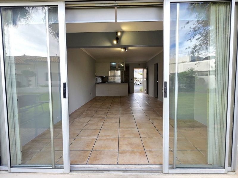 Apartment For Sale in Cayman Beach - Photo 4